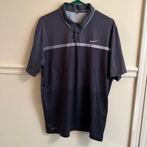 Men’s size Large Nike Tiger Woods Collection polo in great condition
